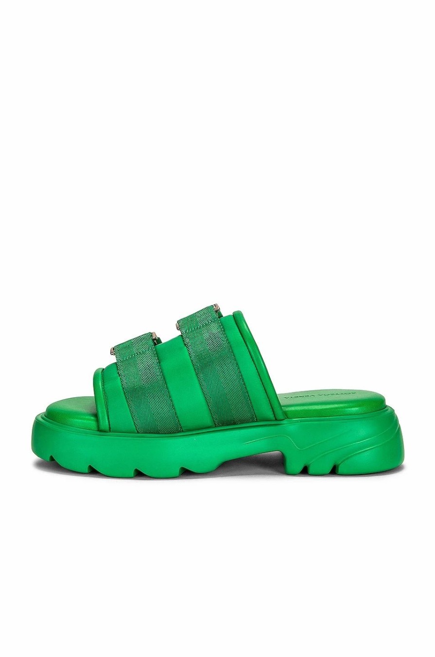 Hot * Bottega Veneta Flash Buckle Sandals